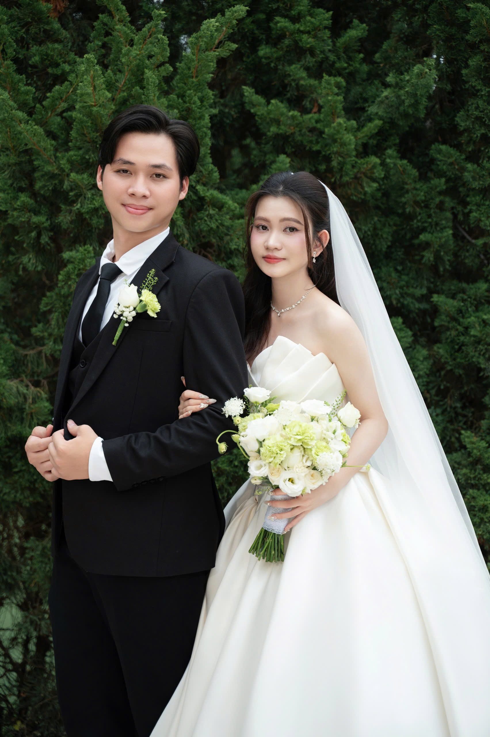 Ảnh cưới Sĩ Ben & Thu Uyên